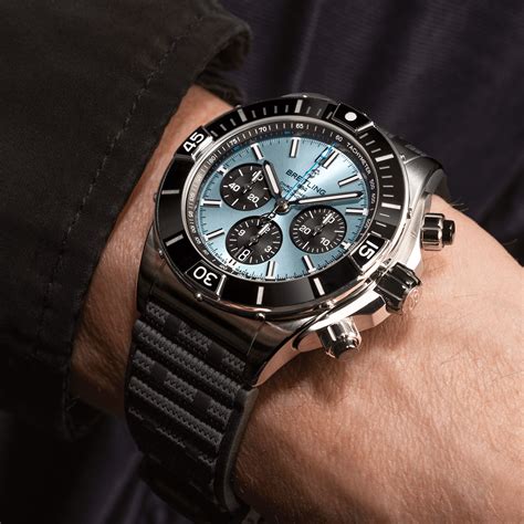 breitling chronomat b01 41mm|Breitling Chronomat b01 44 review.